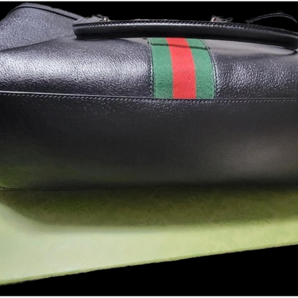 Gucci Bag - Picture 7 of 12